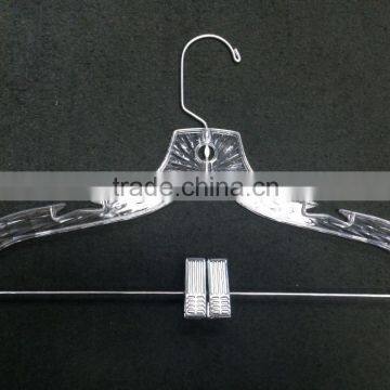 Suit hanger with clips