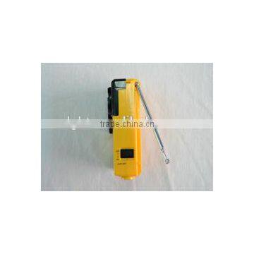 Compact Dynamo Crank Radio Flashlight, Self Powered, Emergency Siren, Phone Charger photo-4