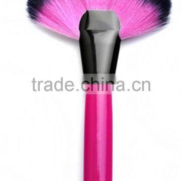 Newest beauty fan brush for girls,high quality professional makeup brushes