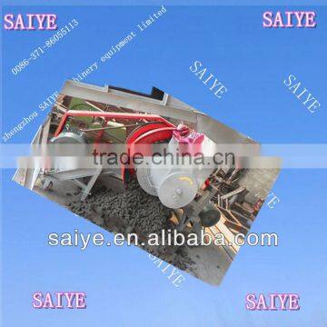 Living garbage block making machine