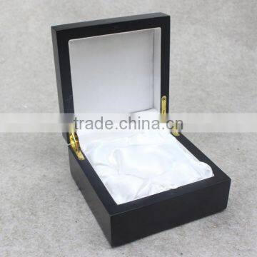 Made In China Luxury Customzied Real Wood Watch Packaging Box photo-4
