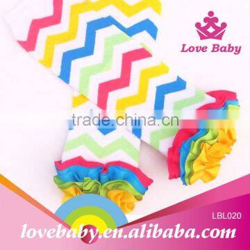 Hot sale rainbow zigzag design chevron ruffled baby leg warmers with ruffle