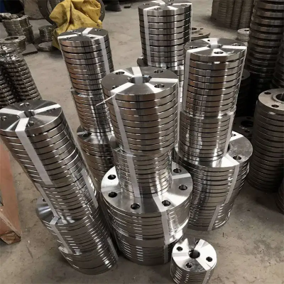 Tuyau en alliage de bride WB36 personnalisé avec une bonne résistance à la corrosion et réducteur excentrique P22 en stock photo-5