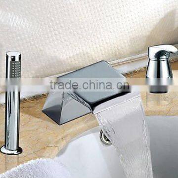 2015 New Product 3 Holes Bathtub Waterfall Faucet