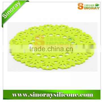 FEA/LFGB Flower shape Silicone Foldable Trivet