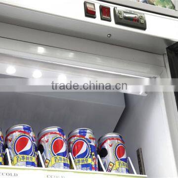 200 - 1600 LITERS DOUBLE GLASS DOOR DISPLAY BEVERAGE MERCHANDISERS photo-2