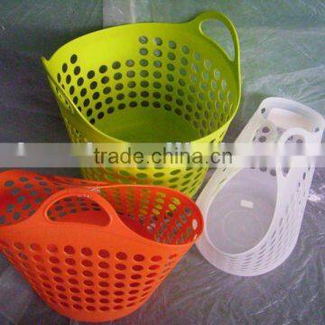 plastic household/shopping baskets,laundry basket