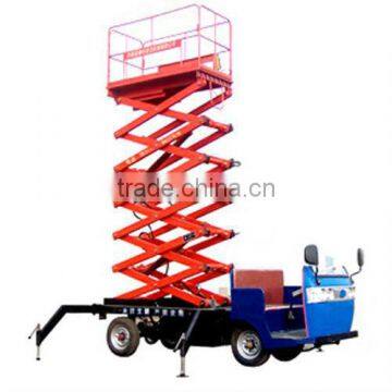 Self-propelled hydraulic elevating battery powered scissor lift platform