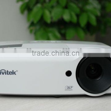 Multimedia LCD projector 3000 lumens