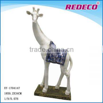 2017 new arrival giraffe animal statue for table top deco