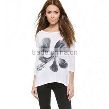 Women White 3/4 Sleeve Comforatable Cotton Loose Casual Ink And Wash Print T-shirt