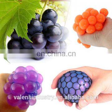 Hot Selling 2017 Wholesale Popular Stress Relase Squeeze Mesh Grape Ball Toys photo-3