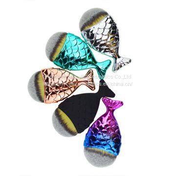 Portable Colorful Fish Powder Brush Liquid Foundation Brush