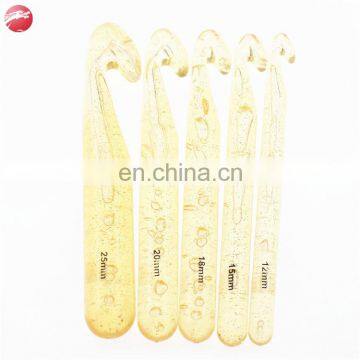 Newest Ergonomic Handle Colorful Plastic Wool Knitting Loom Crochet Hook photo-3