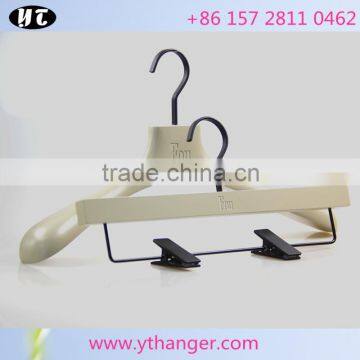 top quality wooden hanger matched sets wooden hanger with wide shoulder