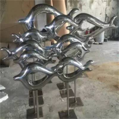 Hotel stainless steel handicraft ornaments, fish school sculptures