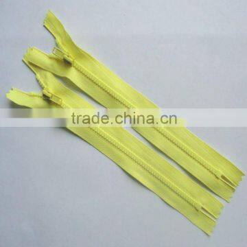 RORO112200#3 plastic zipper for bags