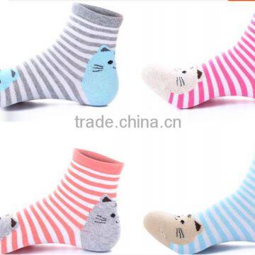 Wholesale Fashion Cat Cartoon Tube Stripe Sock