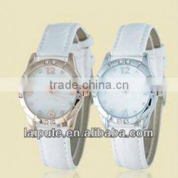 2013 Fashion Style a pair white Watch