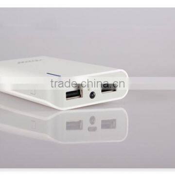 hot sale! 5V/1A 5V/2A 8400mah power bank with ce fc rohs