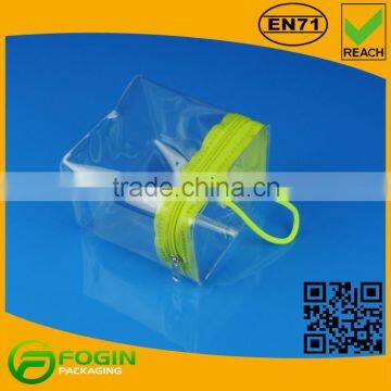 pvc cosmetic bag transparent with handle