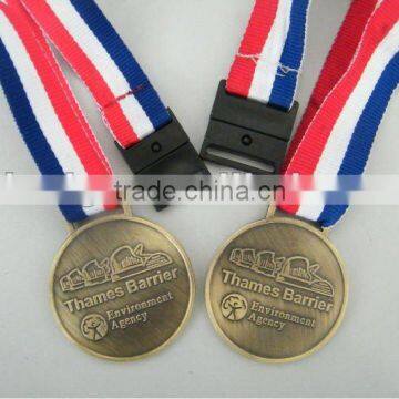 custom medal/ top quality sport medal /cloth shape medal