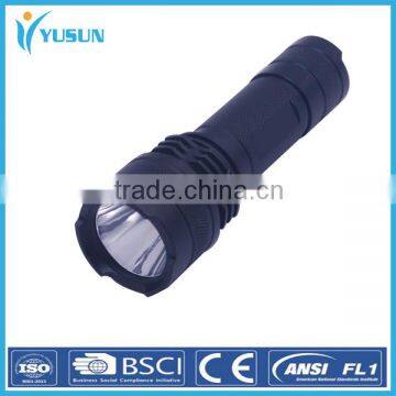 Hot style of direct selling authentic outdoor flashlight T6 Factory direct sale