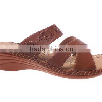 Modern women slipper sandals with comfortable mark-thread sole