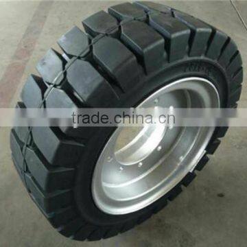 Industrial Indoors Loading Docks Material Handling Forklift Tyre Solid photo-2