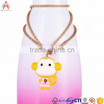 Yingcheng heart shaped locket necklace