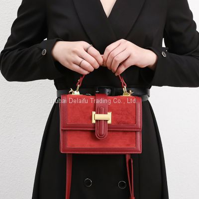 20223 new arrival portable red bridal bag preminum square bag