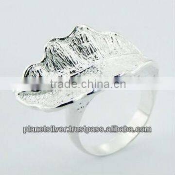 925 Sterling Silver Sublime Silver Plated Leaf Designer Ring