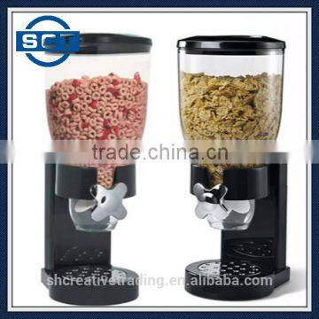 Dry Food Single Dispenser for Cereal