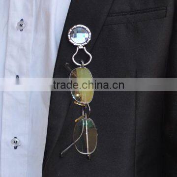 Hot Sell Eyeglass Holder Designer Brooches and Pins With Crystal photo-5