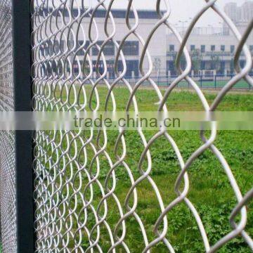2015 Hot Sale High Quality Galvanized Chain Link Fence With Low Price photo-2