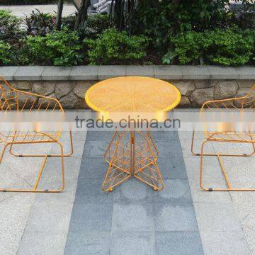 Europe cheap mesh table and chairs, steel dining patio set