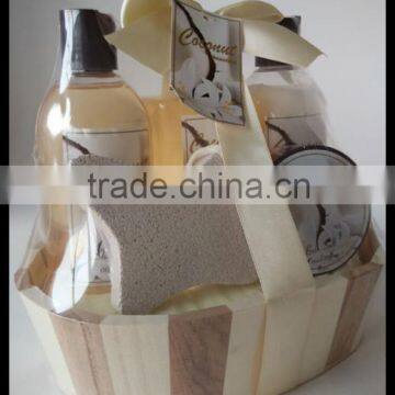 whitening moisturizing skin care set bath set with wooden box