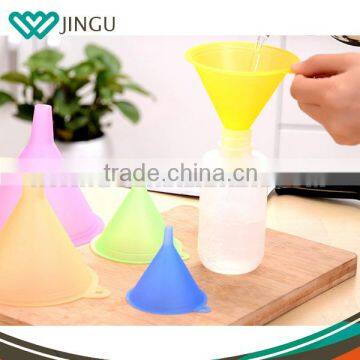 Factory wholesale Various sizes different colors plastic oil funnel for oil