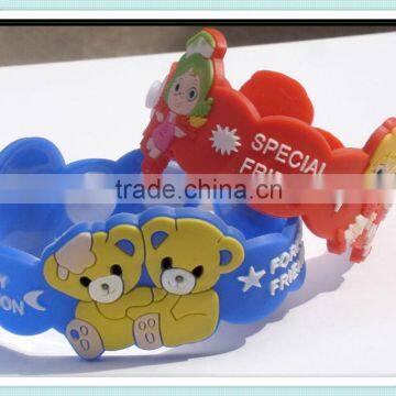 adjustable pvc rubber wristband bracelet with charms