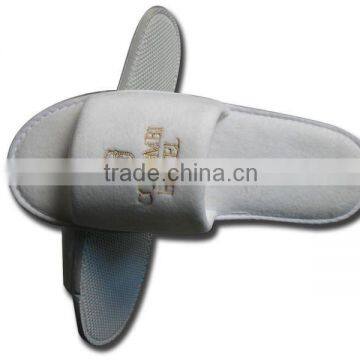 Luxury velour closed toe hotel slipper