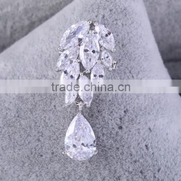 China Factory Price wholesale Bulk custom flower crystal brooch for women,water drop brooch for clothes