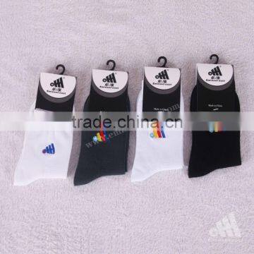 2015 embroidery logo black socks