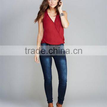 Chiffon Red Deep v Neck T Back Vest Lace Racerback Tank Top photo-2