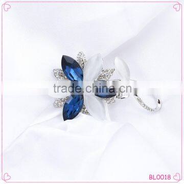 Custom Korea Rhinestone Brooch Flower Rhinestone Brooch