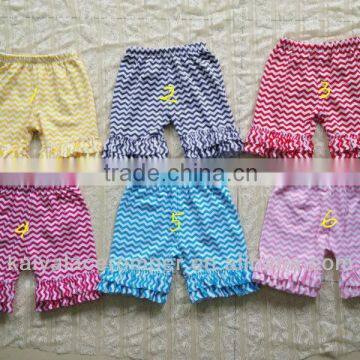 Chevron items!Wholesale chevron shorts with cotton ruffles zig zag pattern baby shorts for baby