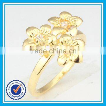 Cheap Price Flower Pearl Gold Ring Designs Fashion Flower Shaped Engagement Rings