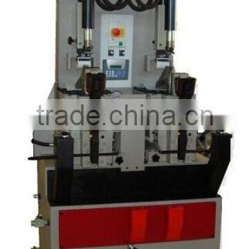 sole attaching machine