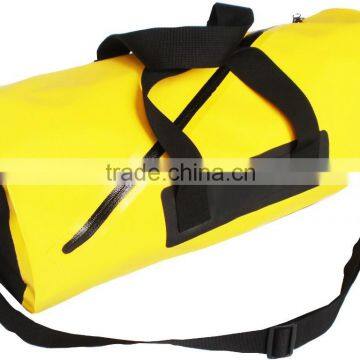 500D pvc tarpaulin travelling zipper open duffle bag sling bag circle ends