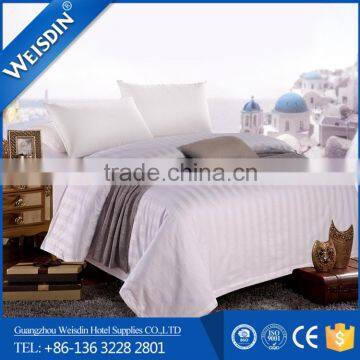 Hotel supplies luxury 100% cotton queen size embroidery white stripe bed cover for sale