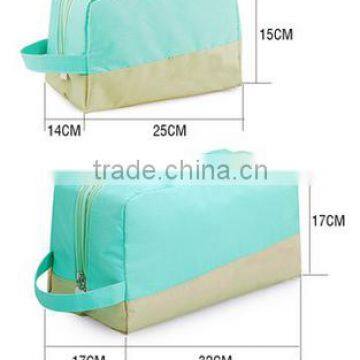 Stylish Large Simple Cosmetic Bag With Handle for Summer photo-3